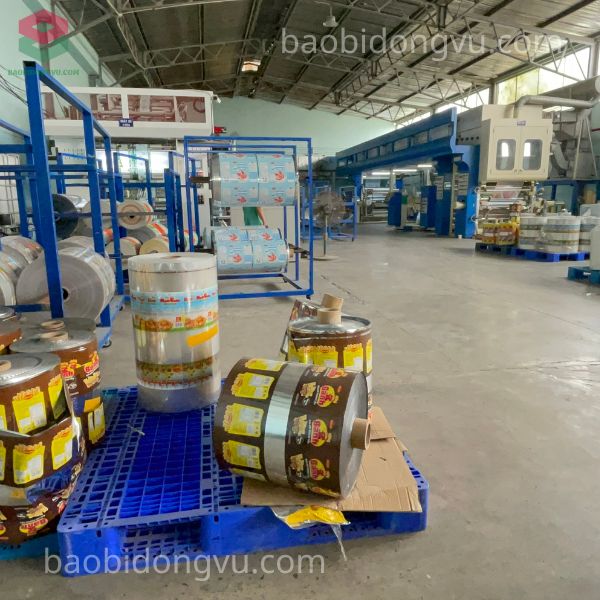 In ống đồng tại xưởng bao bì Đông Vũ