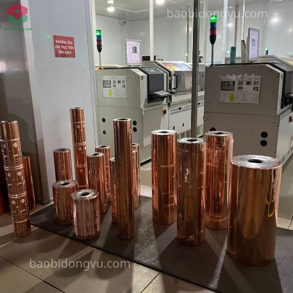 Trục ống đồng tại xưởng Đông Vũ