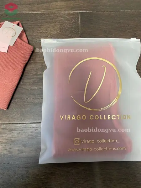 túi zip lụa mờ đựng quần áo được in nhũ vàng